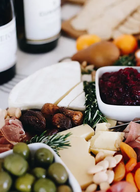 Charcuterie Board Pairing with Wines and Presentation Guidelines